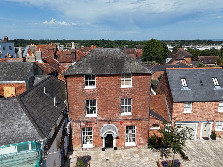 Click the photo for more details of High Street, Lymington, Hampshire, SO41