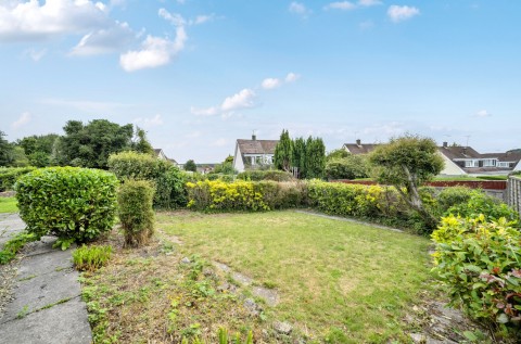Click the photo for more details of Thornhill Road, Warminster, Wiltshire