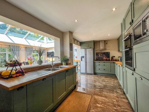 Click the photo for more details of ST LEONARDS-ON-SEA, East Sussex