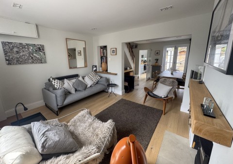 Click the photo for more details of Southampton Road, Lymington, SO41