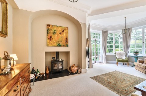Click the photo for more details of Bank, Lyndhurst, SO43