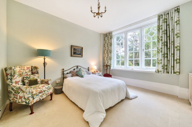 Images for Bank, Lyndhurst, SO43