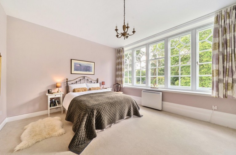 Images for Bank, Lyndhurst, SO43