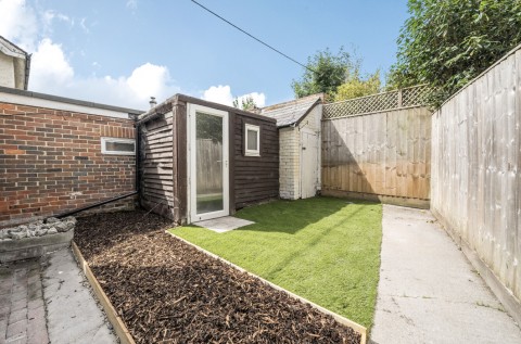 Click the photo for more details of Sutton Veny, Warminster, Wiltshire