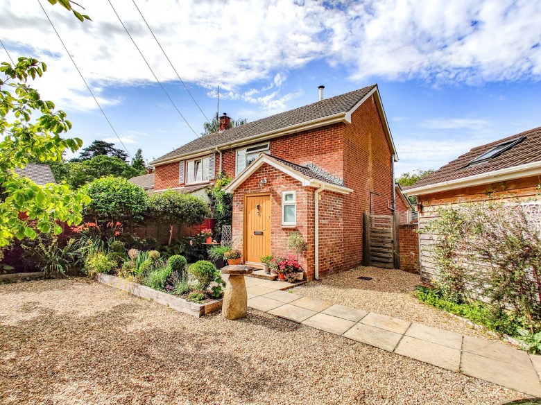 Click the photo for more details of Meadow Close, Burley, Ringwood, BH24