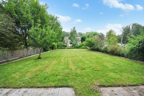 Click the photo for more details of Cross, Axbridge, Somerset