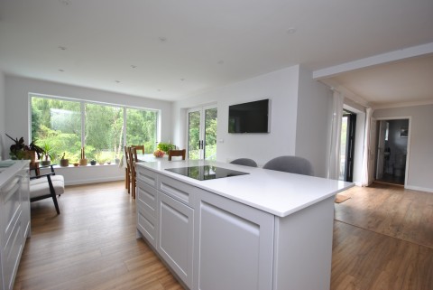 Click the photo for more details of Cross, Axbridge, Somerset