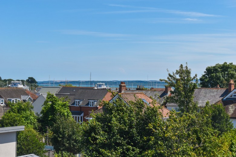 Click the photo for more details of North Close, Lymington, SO41
