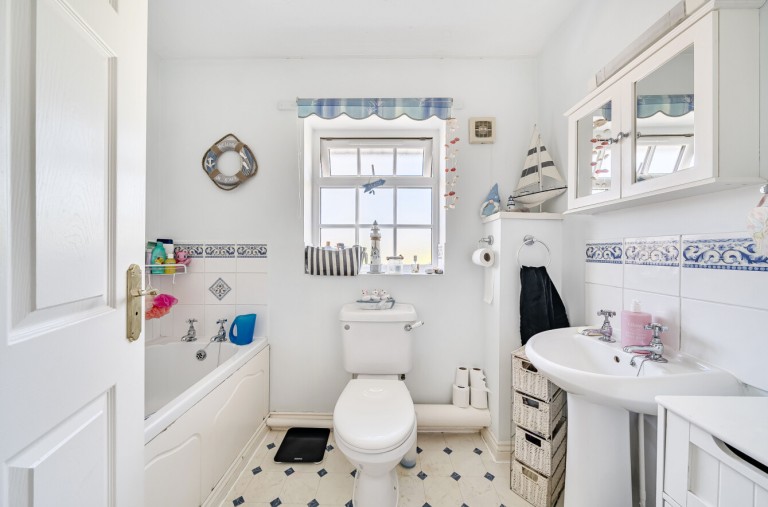 Images for The Beeches, Warminster