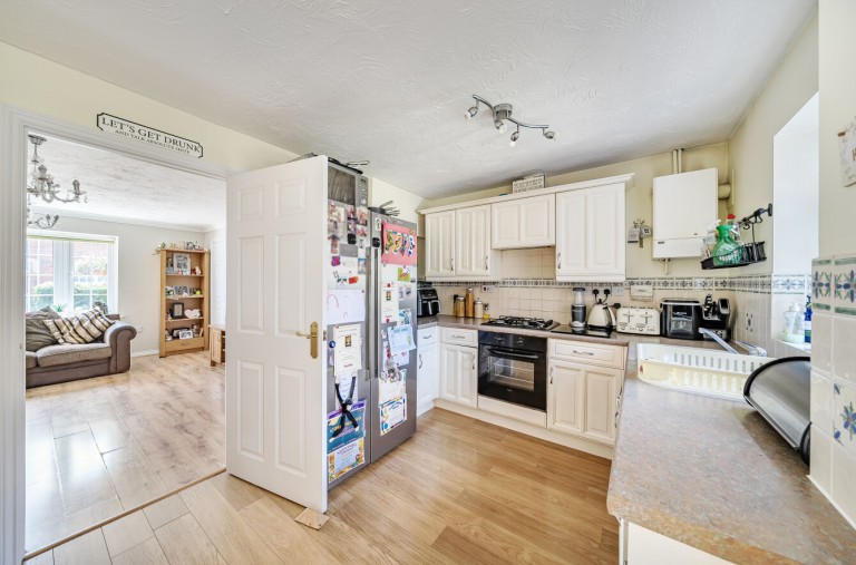 Images for The Beeches, Warminster