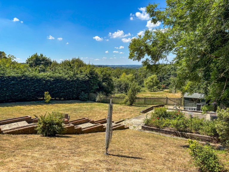 Images for Staplecross, Robertsbridge, East Sussex