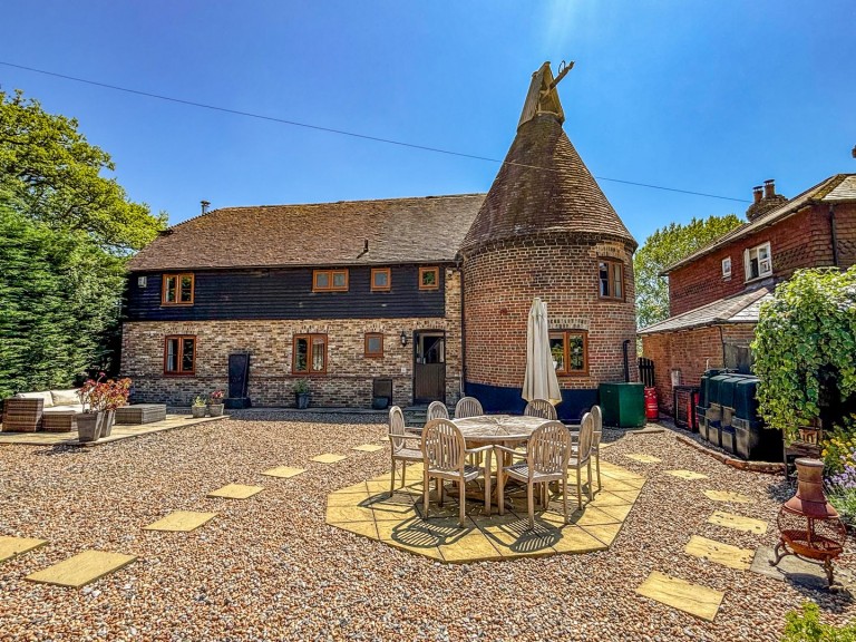 Images for Staplecross, Robertsbridge, East Sussex