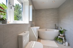 Images for Avon Park, Ringwood, BH24