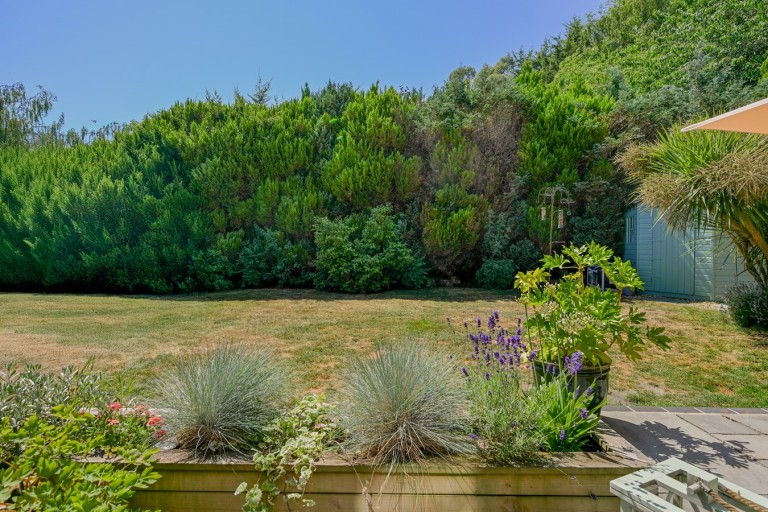 Images for Avon Park, Ringwood, BH24