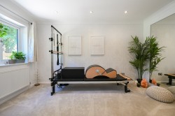 Images for Avon Park, Ringwood, BH24