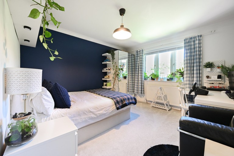 Images for Avon Park, Ringwood, BH24