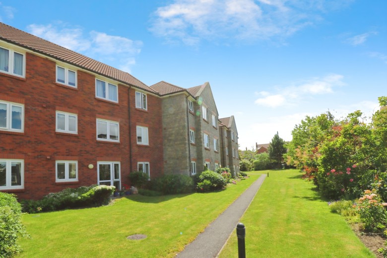 Click the photo for more details of Oxendale, Street, Somerset