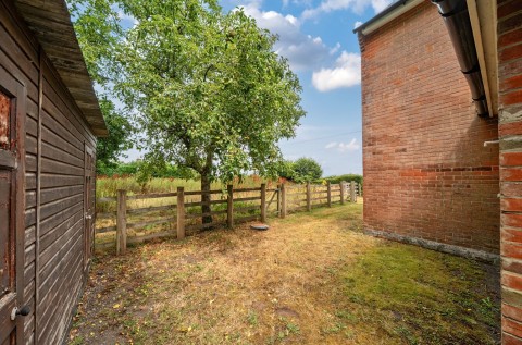 Click the photo for more details of Hilltop, Beaulieu, Brockenhurst, SO42