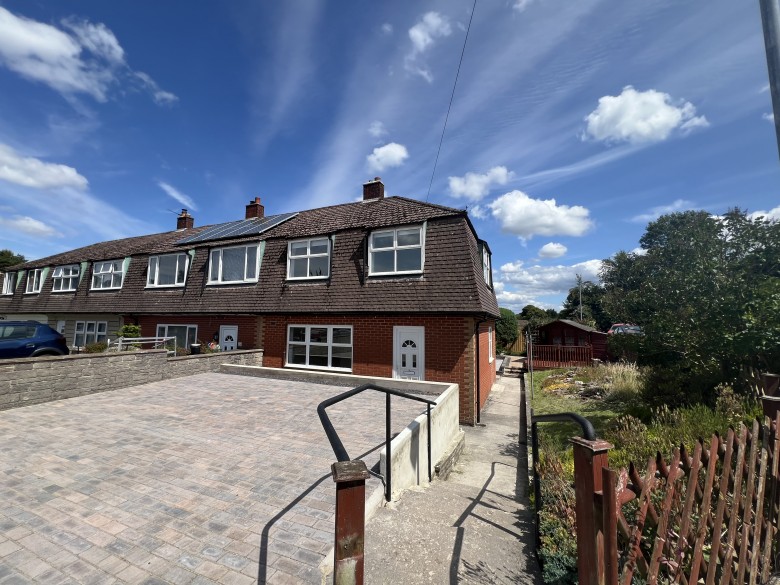 Click the photo for more details of Sunnymead, Oakhill, Somerset