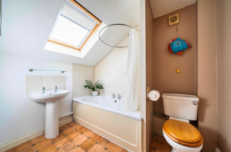 Images for Hill Head Close, Glastonbury, Somerset