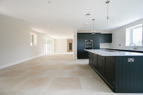 Click the photo for more details of Sandleheath, Fordingbridge, SP6