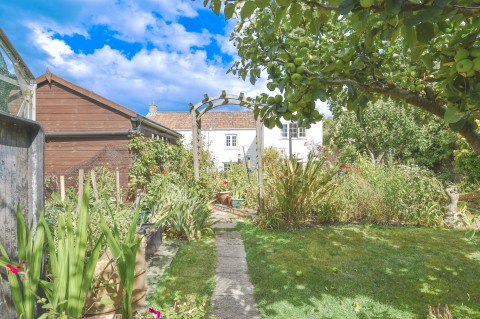 Click the photo for more details of Combe Batch, Wedmore, Somerset
