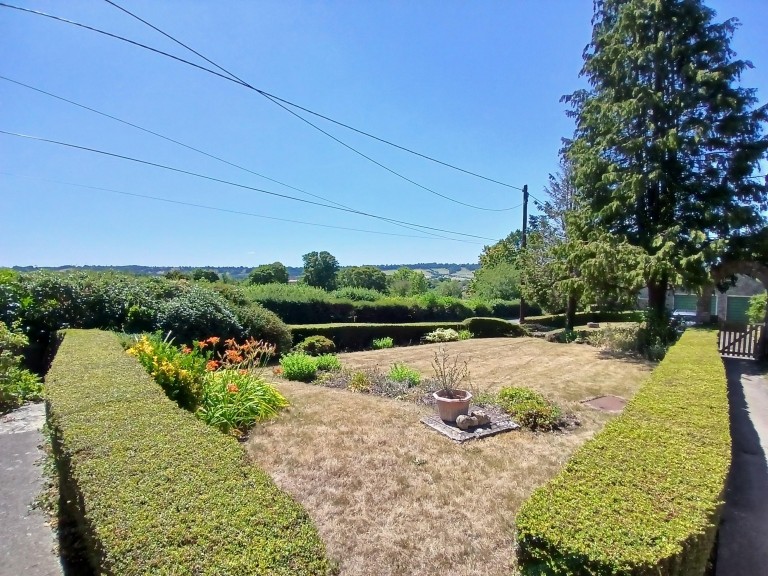 Images for Whitstone Hill, Pilton, Somerset