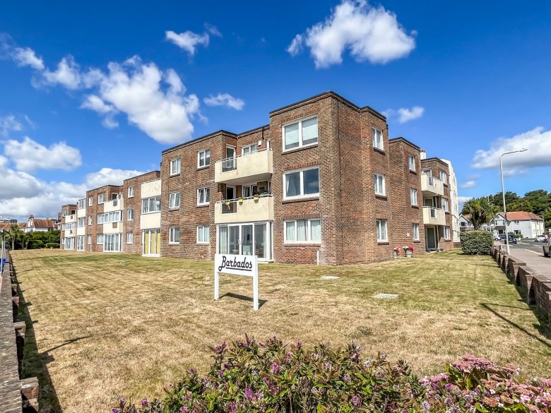 Click the photo for more details of De la Warr Parade, Bexhill-on-Sea, East Sussex