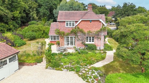 Click the photo for more details of Bank, Lyndhurst, SO43