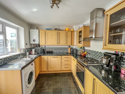 Click the photo for more details of Falconers Drive, Battle, East Sussex