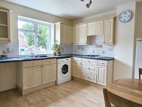 Click the photo for more details of Breynton Road, Glastonbury, Somerset