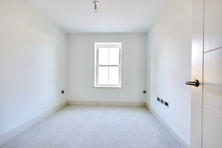 Images for Kings Farm Lane, Hordle, Lymington, SO41