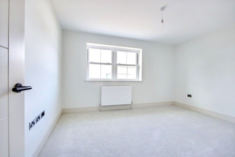 Images for Kings Farm Lane, Hordle, Lymington, SO41
