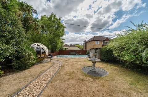 Click the photo for more details of Waters Green, Brockenhurst, SO42