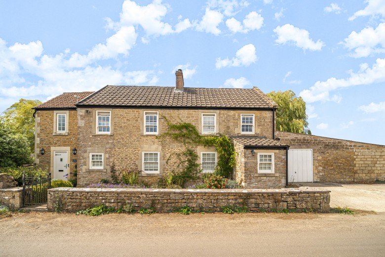 Click the photo for more details of Hemington, Radstock, Somerset