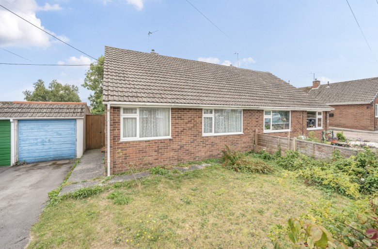 Click the photo for more details of Maddocks Hill, Warminster, Wiltshire