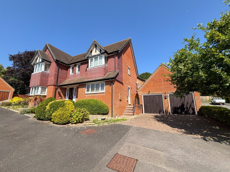 Click the photo for more details of Orchard Way, Sedlescombe, East Sussex