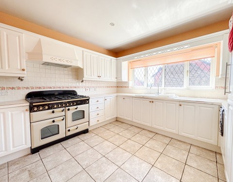 Click the photo for more details of Orchard Way, Sedlescombe, East Sussex