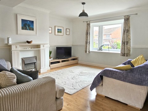 Click the photo for more details of Barn Green, Glastonbury, Somerset