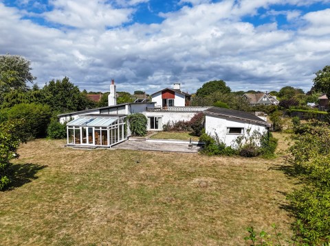 Click the photo for more details of Lower Pennington Lane, Pennington, Lymington, SO41