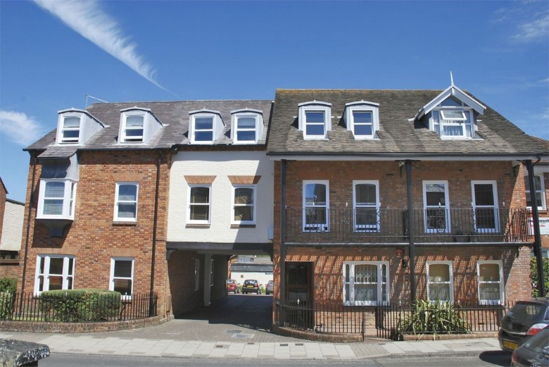 Click the photo for more details of Gosport Street, Lymington, SO41