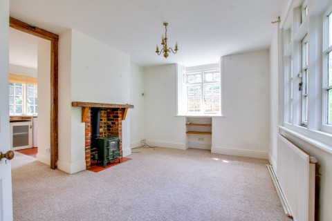 Click the photo for more details of Pikes Hill, Lyndhurst, SO43