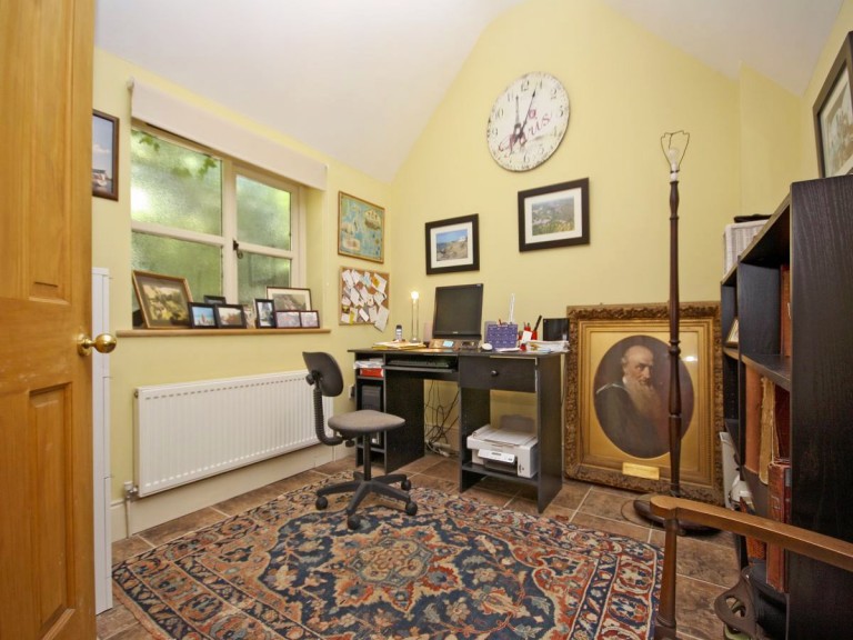 Images for 3 Park Close, Lyndhurst, SO43