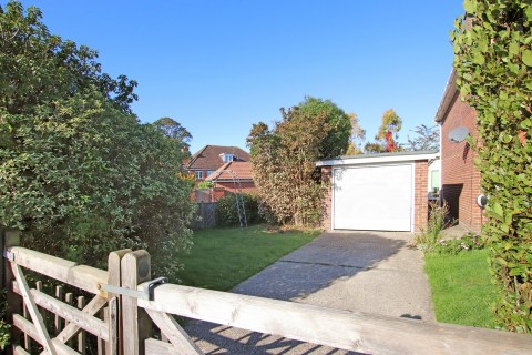 Click the photo for more details of Oliver Road, Pennington, Lymington, SO41