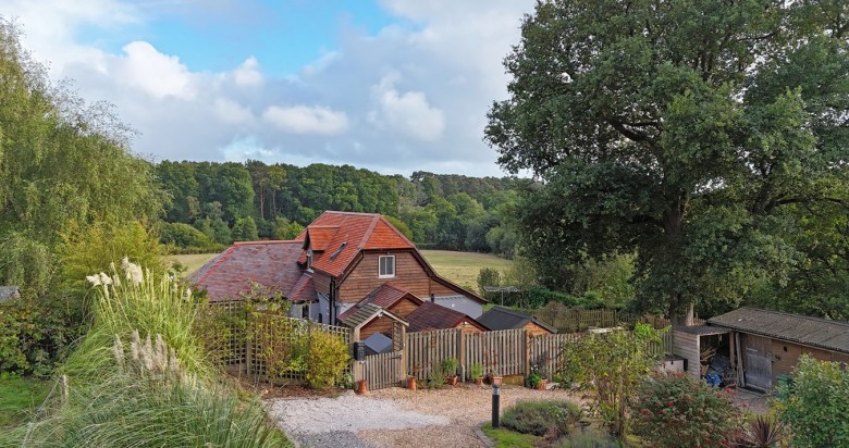 Click the photo for more details of Brick Lane, Bransgore, Christchurch, BH23