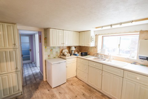 Click the photo for more details of Netherfield Road, Battle, East Sussex