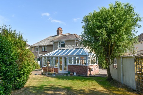 Click the photo for more details of Belmore Road, Lymington, SO41