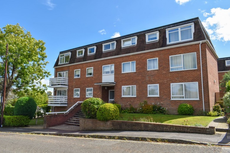 Click the photo for more details of Cannon Street, Lymington, SO41