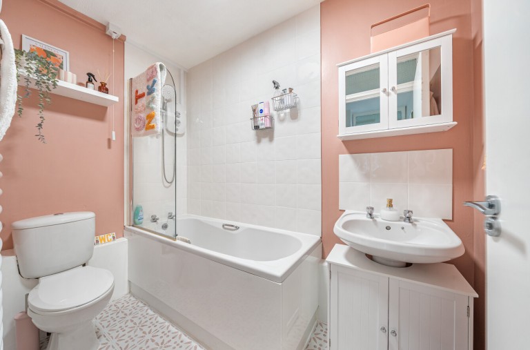 Images for Buttons Yard, Warminster