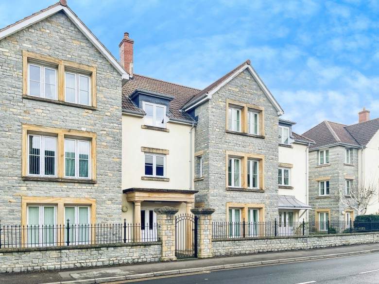Click the photo for more details of Somerton Road, Street, Somerset